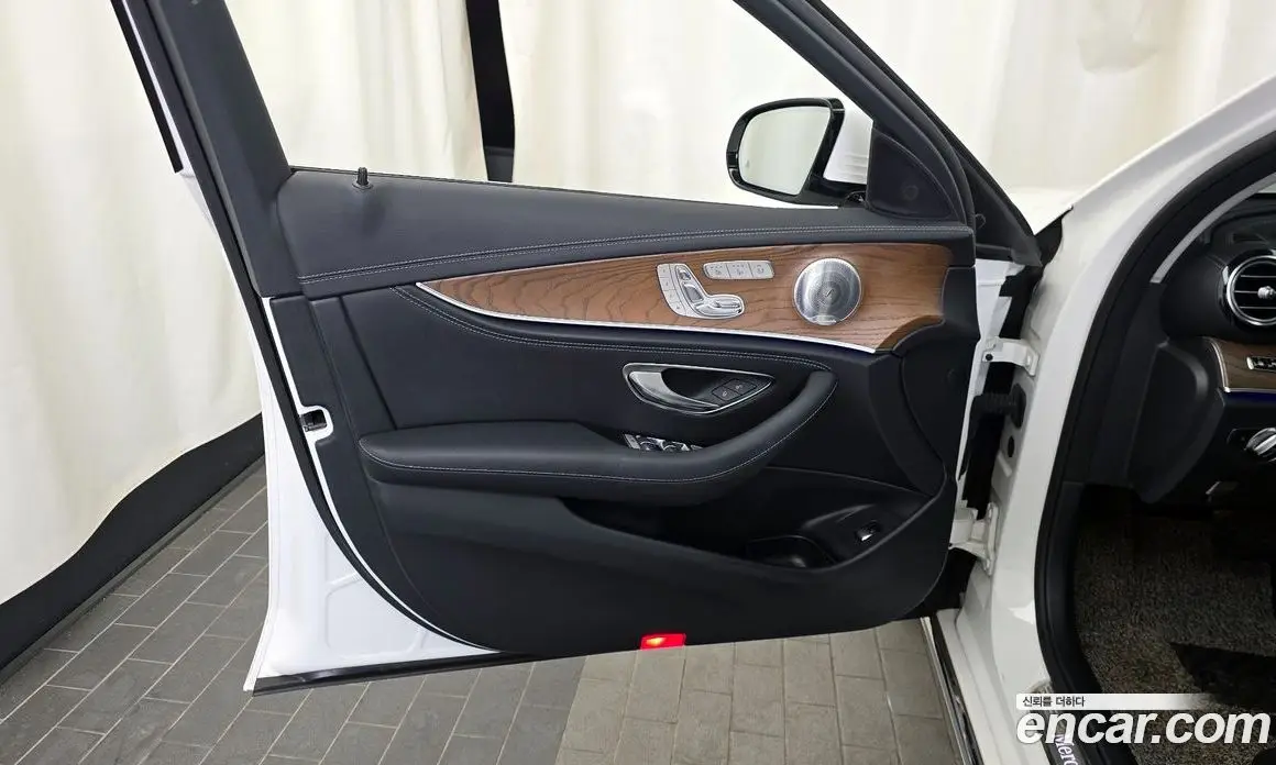 Mercedes-Benz E-Class 2020 2.0 автомат (гидро), фото 14