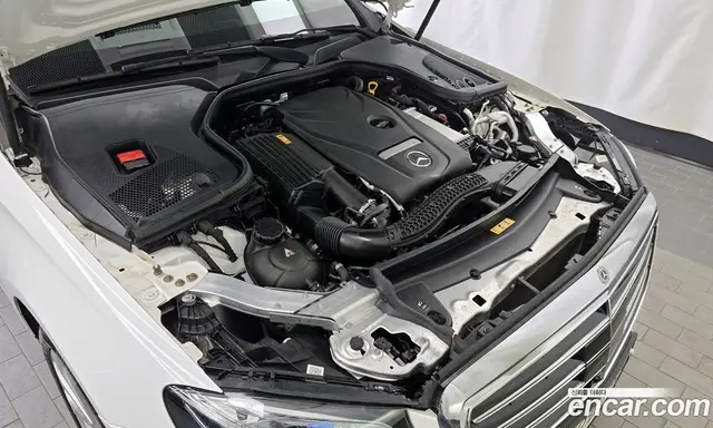 Mercedes-Benz E-Class 2020 2.0 автомат (гидро), миниатюра 6