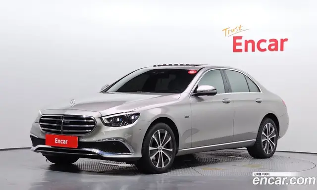 Mercedes-Benz E-Class, 2021, 66 937 км