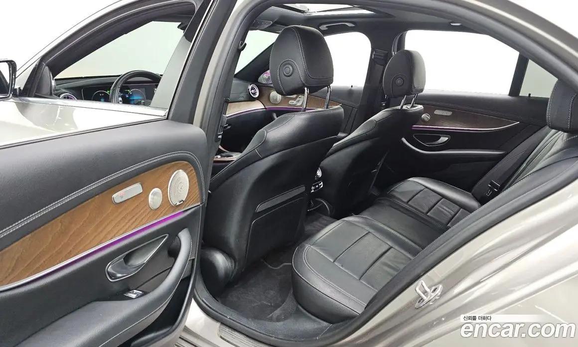 Mercedes-Benz E-Class 2021 2.0 автомат (гидро), фото 16 Mercedes-Benz E-Class 2021 2.0 автомат (гидро), фото 16