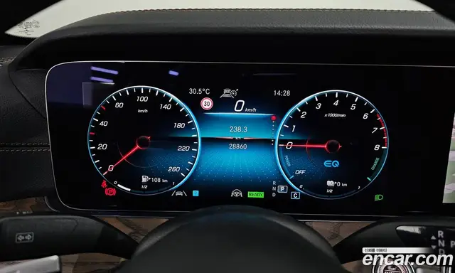 Mercedes-Benz E-Class 2023 2.0 автомат (гидро), миниатюра 11