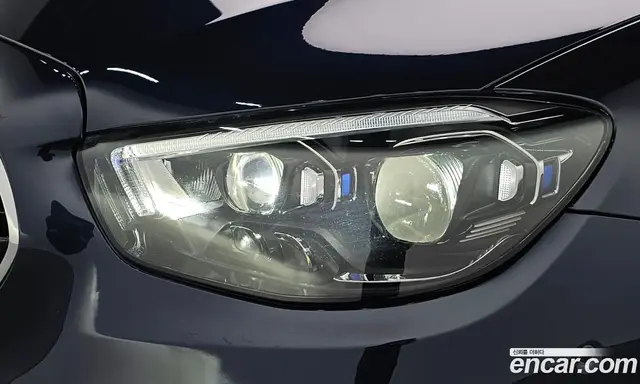 Mercedes-Benz E-Class 2023 2.0 автомат (гидро), миниатюра 8