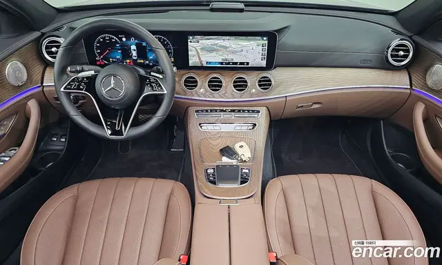 Mercedes-Benz E-Class 2023 2.0 автомат (гидро), миниатюра 10