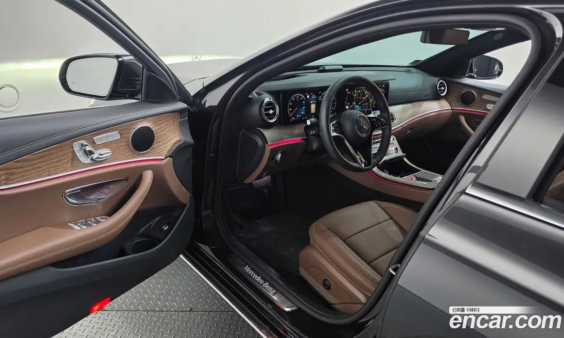 Mercedes-Benz E-Class 2023 2.0 автомат (гидро), фото 13 Mercedes-Benz E-Class 2023 2.0 автомат (гидро), фото 13