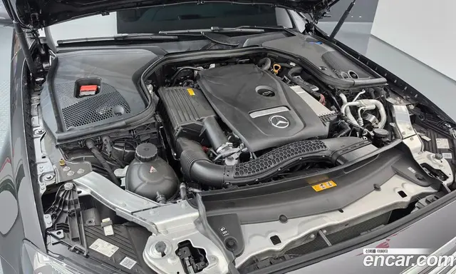 Mercedes-Benz E-Class 2023 2.0 автомат (гидро), миниатюра 6 Mercedes-Benz E-Class 2023 2.0 автомат (гидро), миниатюра 6