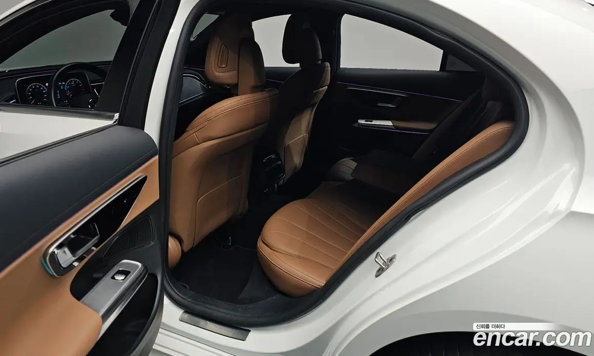Mercedes-Benz E-Class 2024 2.0 автомат (гидро), фото 15