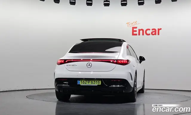 Mercedes-Benz EQE 2024 0.3 автомат (гидро), миниатюра 4