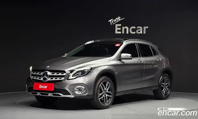 Mercedes-Benz GLA-Class, 2019, 54 880 км