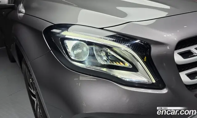 Mercedes-Benz GLA-Class 2019 2.0 автомат (гидро), миниатюра 8 Mercedes-Benz GLA-Class 2019 2.0 автомат (гидро), миниатюра 8