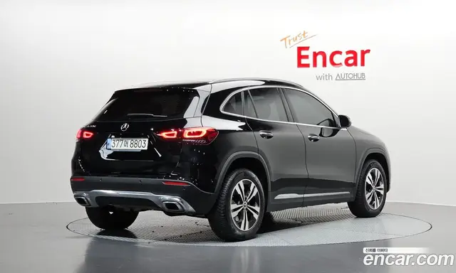 Mercedes-Benz GLA-Class 2021 2.0 автомат (гидро), миниатюра 2