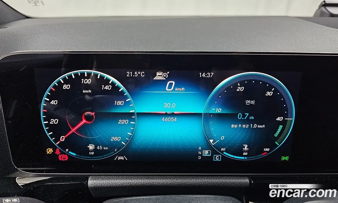 Mercedes-Benz GLA-Class 2021 2.0 автомат (гидро), фото 11