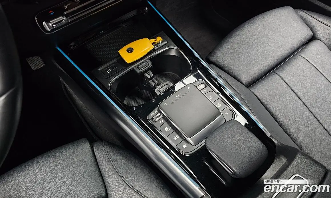 Mercedes-Benz GLA-Class 2021 2.0 автомат (гидро), фото 12
