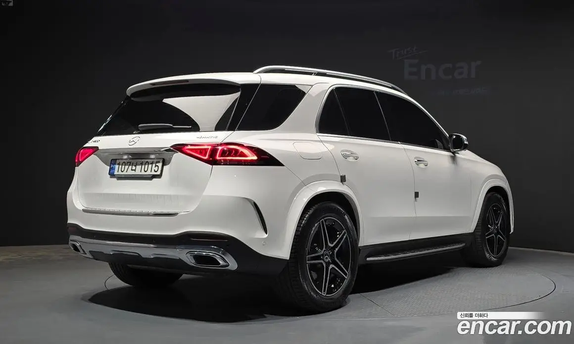 Mercedes-Benz GLE-Class 2021 3.0 автомат (гидро), фото 2 Mercedes-Benz GLE-Class 2021 3.0 автомат (гидро), фото 2