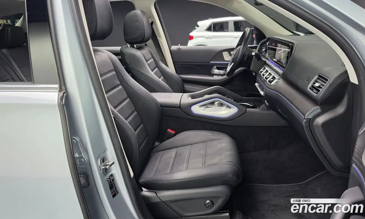 Mercedes-Benz GLE-Class 2023 3.0 автомат (гидро), фото 16 Mercedes-Benz GLE-Class 2023 3.0 автомат (гидро), фото 16