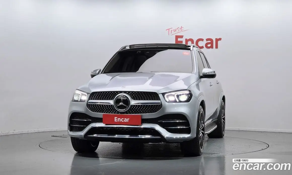 Mercedes-Benz GLE-Class 2023 3.0 автомат (гидро), фото 3 Mercedes-Benz GLE-Class 2023 3.0 автомат (гидро), фото 3