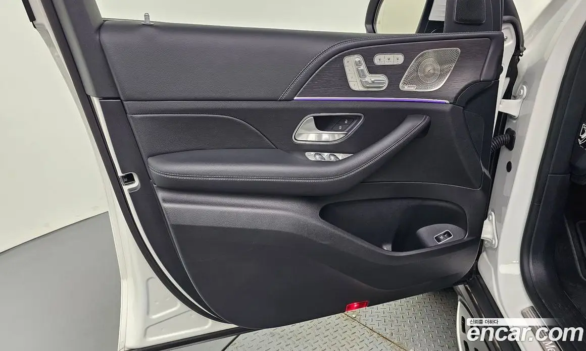 Mercedes-Benz GLE-Class 2025 3.0 автомат (гидро), фото 14
