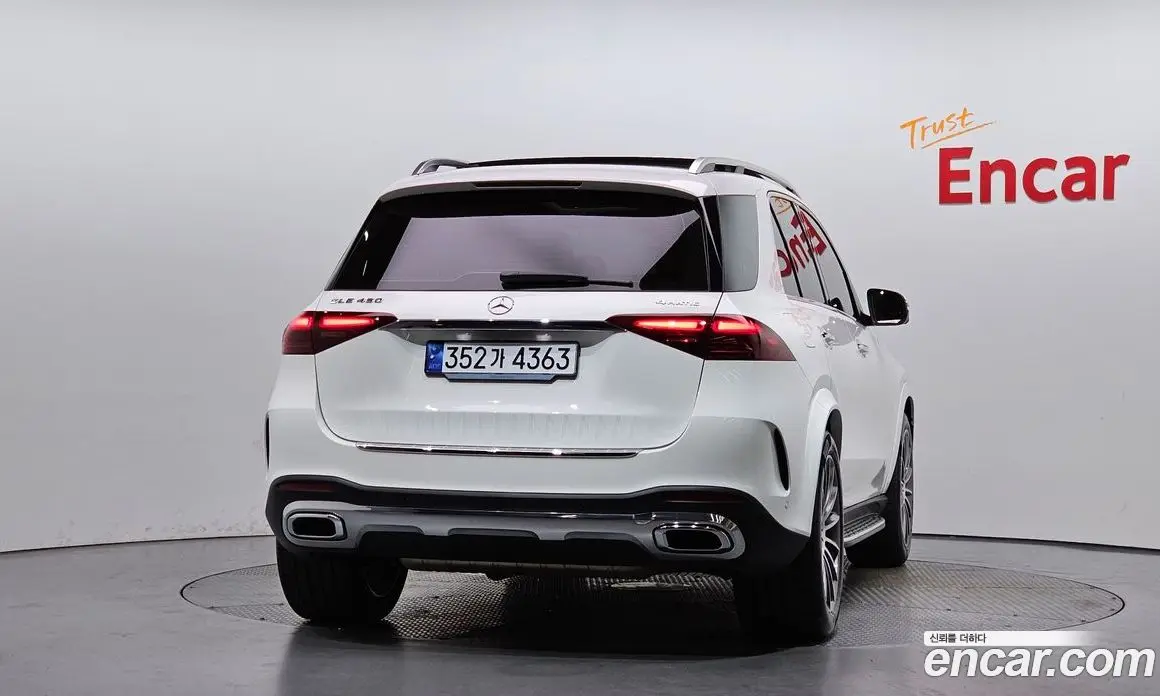 Mercedes-Benz GLE-Class 2025 3.0 автомат (гидро), фото 4