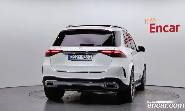 Mercedes-Benz GLE-Class 2025 3.0 автомат (гидро), миниатюра 4