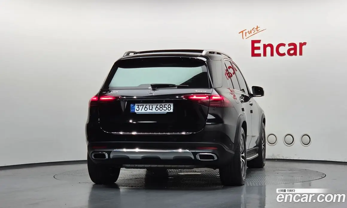 Mercedes-Benz GLE-Class 2025 2.0 автомат (гидро), фото 4