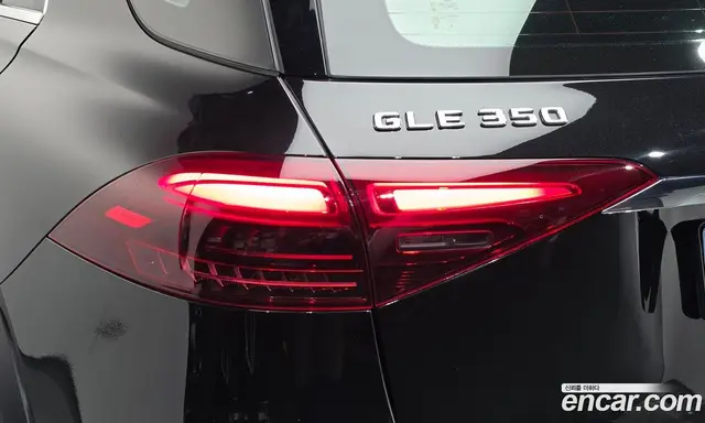 Mercedes-Benz GLE-Class 2025 2.0 автомат (гидро), миниатюра 9