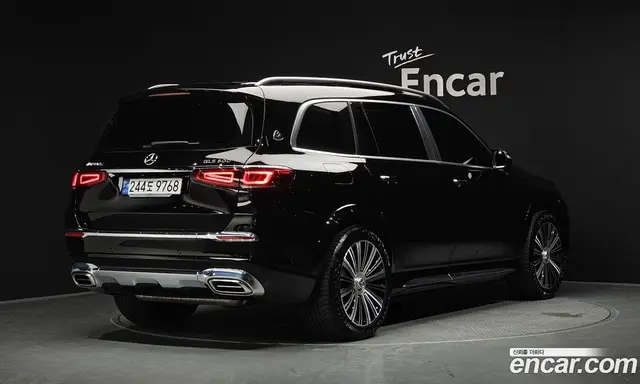Mercedes-Benz GLS-Class 2023 4.0 автомат (гидро), миниатюра 2