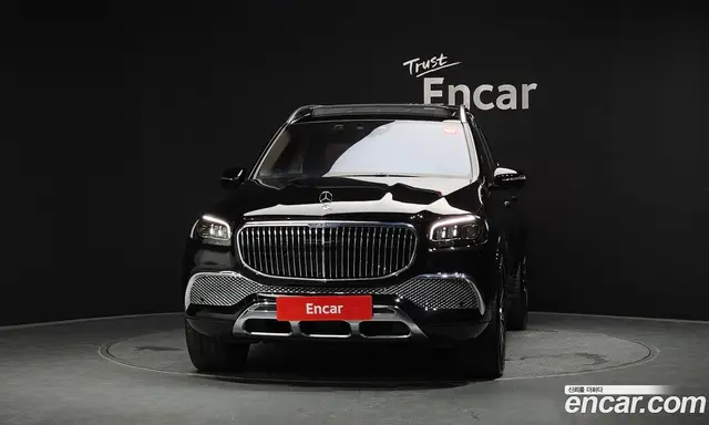 Mercedes-Benz GLS-Class 2023 4.0 автомат (гидро), миниатюра 3