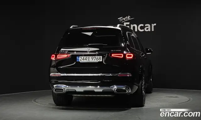 Mercedes-Benz GLS-Class 2023 4.0 автомат (гидро), миниатюра 4