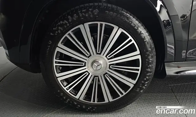 Mercedes-Benz GLS-Class 2023 4.0 автомат (гидро), миниатюра 5
