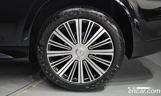 Mercedes-Benz GLS-Class 2023 4.0 автомат (гидро), миниатюра 7