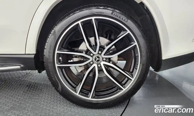 Mercedes-Benz GLS-Class 2023 4.0 автомат (гидро), миниатюра 7
