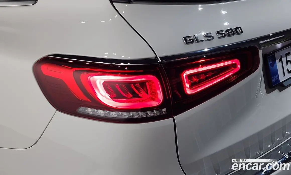 Mercedes-Benz GLS-Class 2023 4.0 автомат (гидро), фото 9