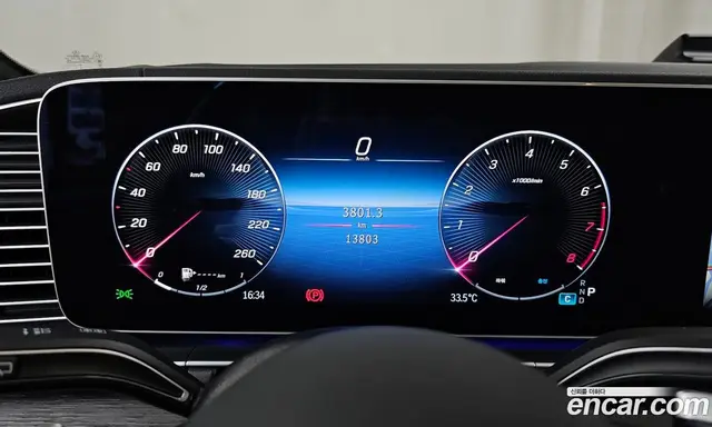 Mercedes-Benz GLS-Class 2025 3.0 автомат (гидро), миниатюра 11