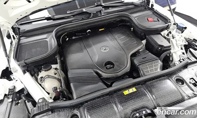 Mercedes-Benz GLS-Class 2025 3.0 автомат (гидро), миниатюра 6
