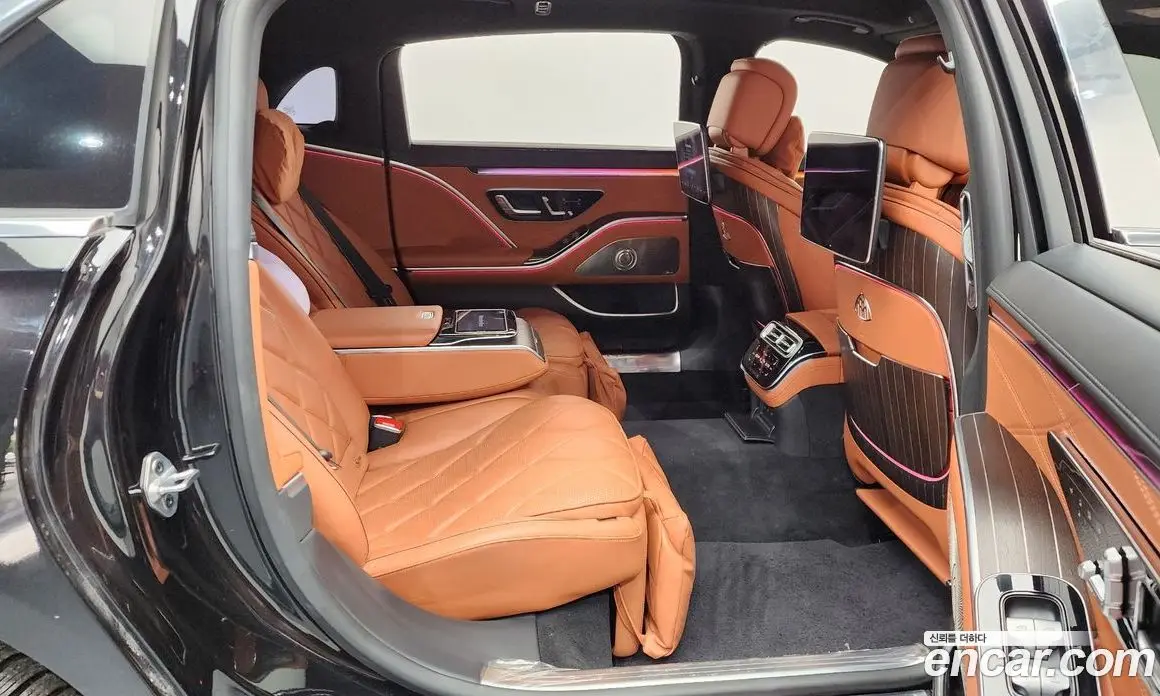 Mercedes-Benz S-Class 2022 4.0 автомат (гидро), фото 16