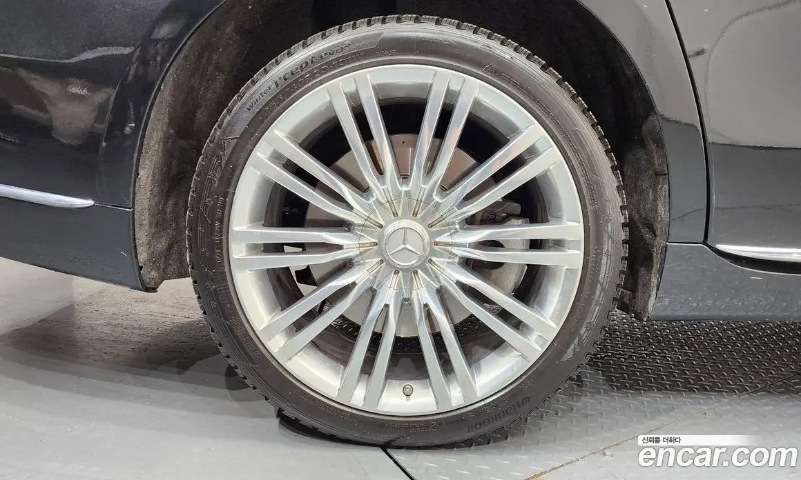 Mercedes-Benz S-Class 2022 4.0 автомат (гидро), фото 5
