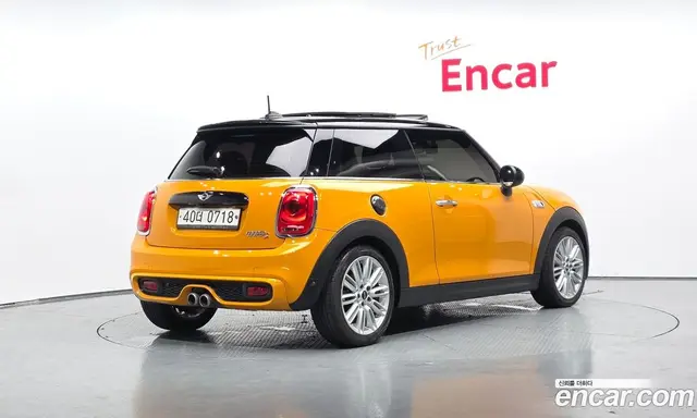 Mini Cooper, 2015, 72 986 км