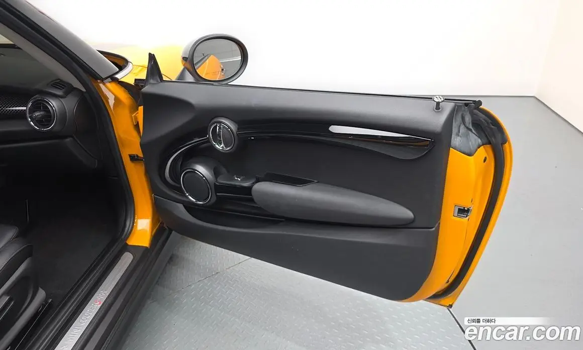 Mini Cooper 2015 2.0 автомат (гидро), фото 13