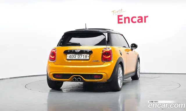 Mini Cooper 2015 2.0 автомат (гидро), миниатюра 3