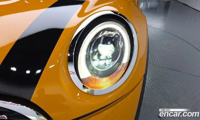 Mini Cooper 2015 2.0 автомат (гидро), миниатюра 7