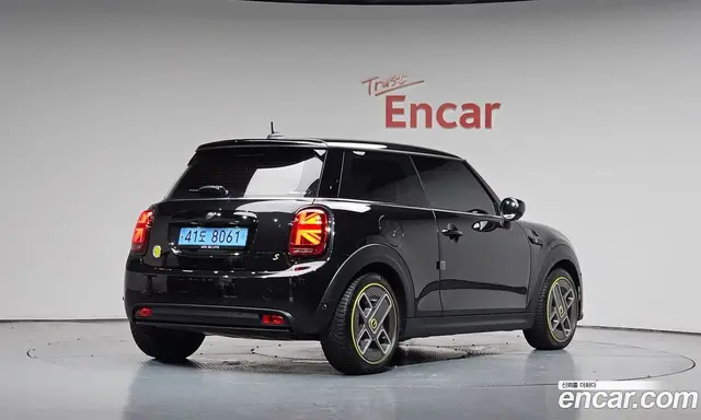 Mini Cooper, 2023, 73 726 км