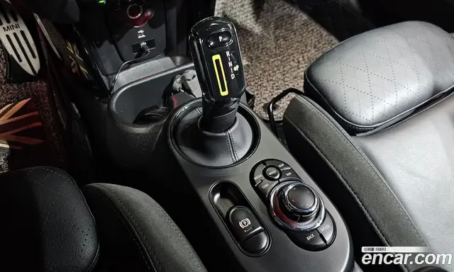 Mini Cooper 2023 автомат (гидро), миниатюра 11