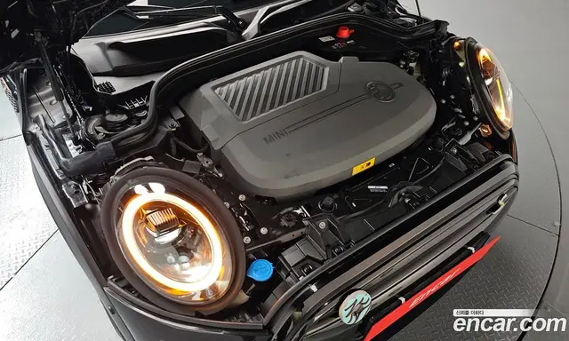 Mini Cooper 2023 автомат (гидро), миниатюра 5