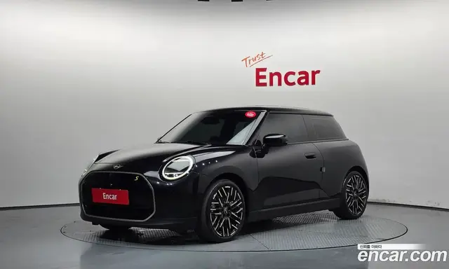 Mini Cooper, 2024, 13 988 км