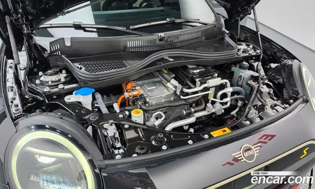 Mini Cooper 2024 0.1 автомат (гидро), миниатюра 6