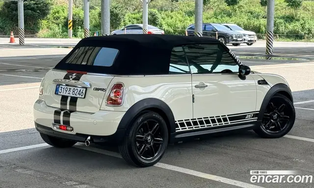 Mini Cooper Convertible 2012 1.6 автомат (гидро), миниатюра 2 Mini Cooper Convertible 2012 1.6 автомат (гидро), миниатюра 2