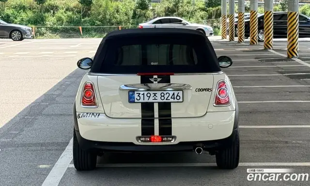 Mini Cooper Convertible 2012 1.6 автомат (гидро), миниатюра 4 Mini Cooper Convertible 2012 1.6 автомат (гидро), миниатюра 4
