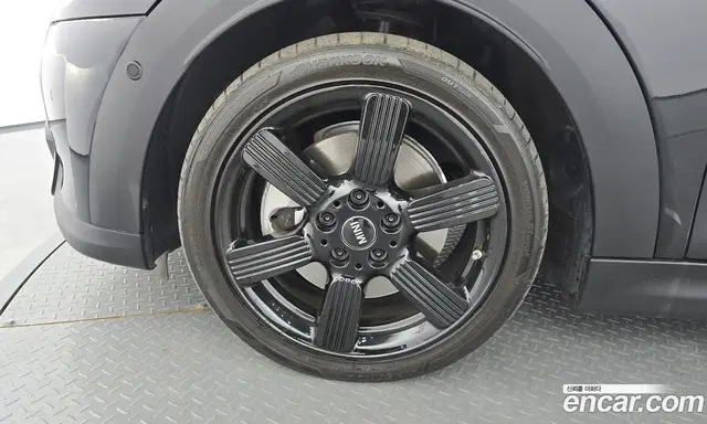 Mini Cooper Convertible 2023 2.0 автомат (гидро), миниатюра 5 Mini Cooper Convertible 2023 2.0 автомат (гидро), миниатюра 5