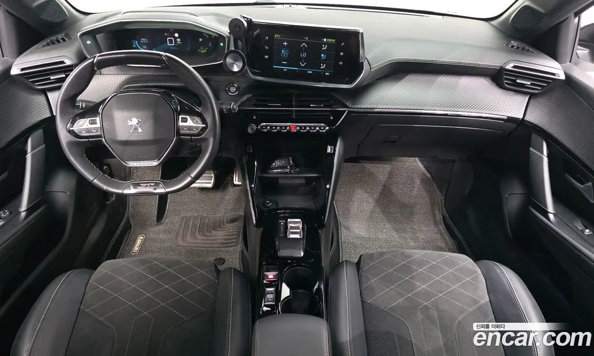 Peugeot 208 2023 0.1 автомат (гидро), фото 10