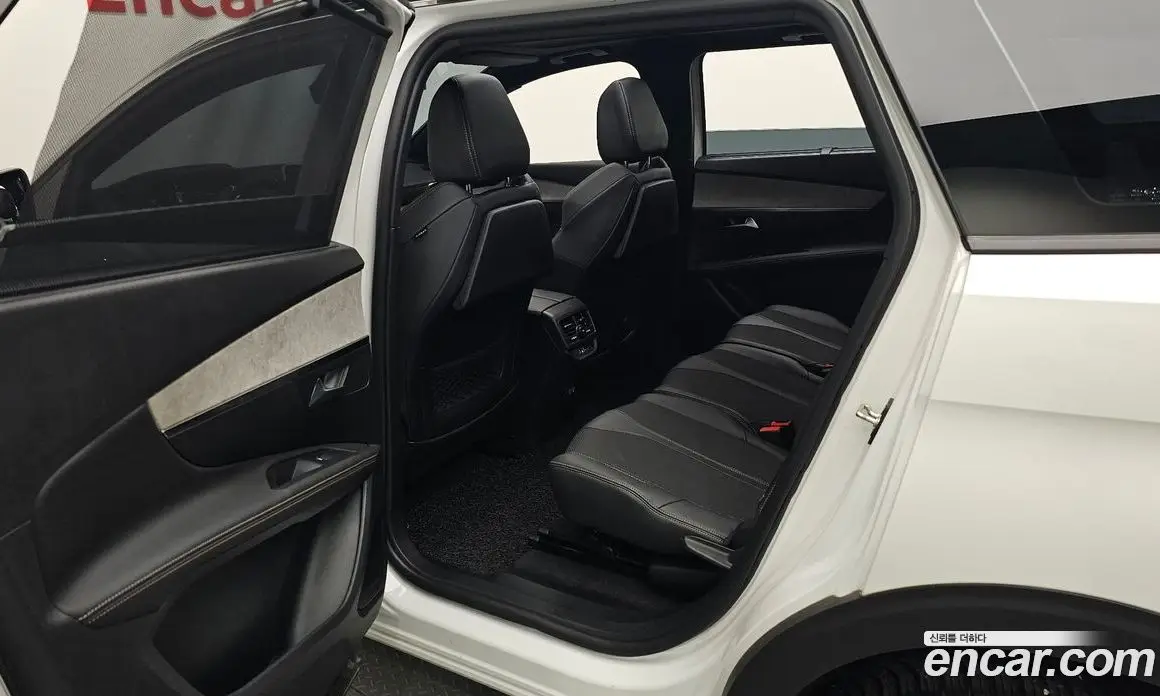 Peugeot 5008 2022 1.2 автомат (гидро), фото 15