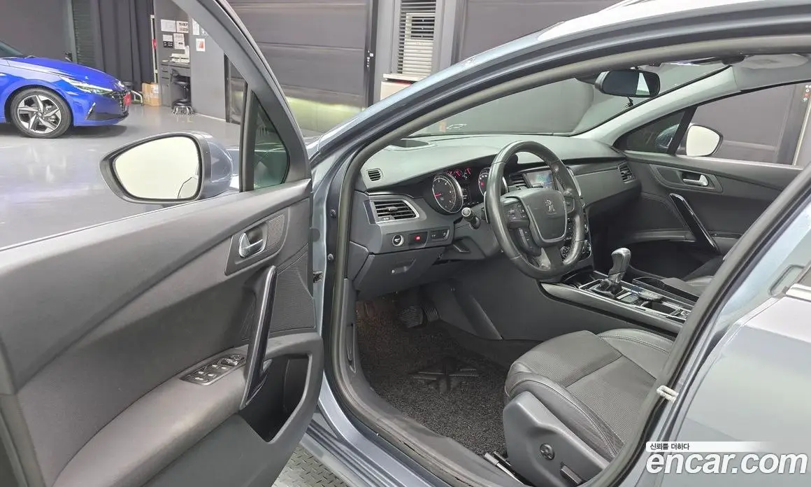 Peugeot 508 2014 1.6 автомат (гидро), фото 10 Peugeot 508 2014 1.6 автомат (гидро), фото 10